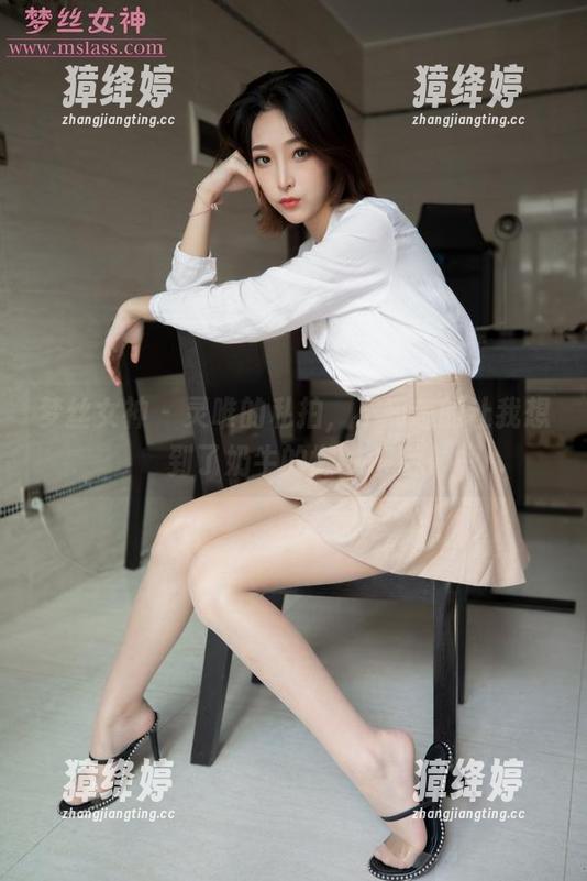 梦丝女神-灵唯 梦丝女神 - 灵唯的私拍,不知怎的让我想到了奶牛的懒散午后