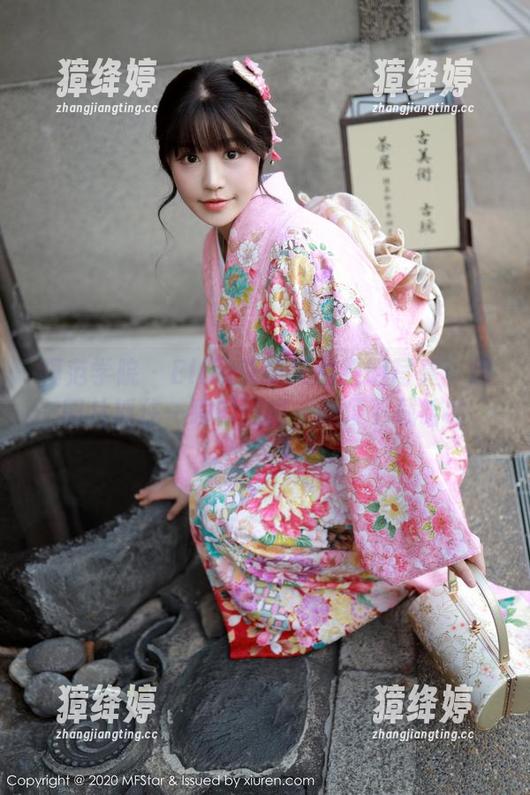 模范学院 - Ellie艾栗栗的透明写真：用图片抓住一瞬的清晰，顺便下载哈哈
