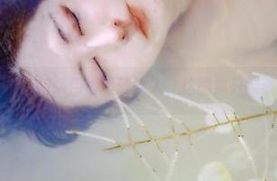 樱晚gigi有新招：用裤里丝撩人，这图集只能看不能聊！