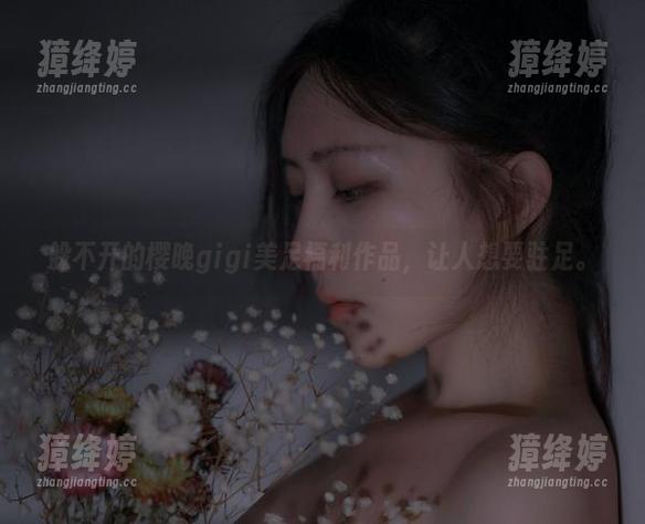 樱晚gigi 躲不开的樱晚gigi美足福利作品,让人想要驻足。