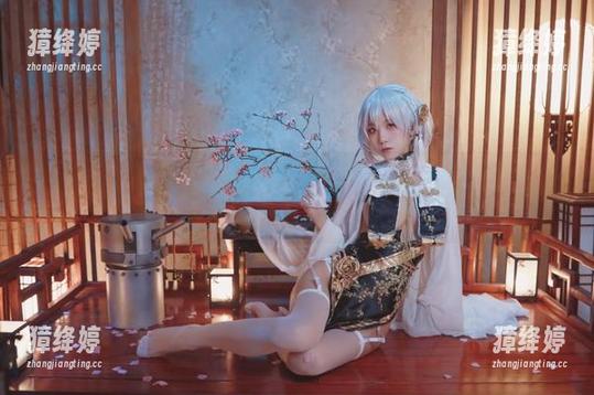 水淼aqua的“魔法少女”组合，图太好看，真想把它们都下载下来！不收费的吧，哈哈。