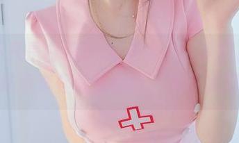 修女不只是白银81的名字，还是图库中的一场奇奇怪怪的旅行，来下载吧！
