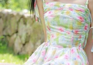 秀人网 – MOON嘉依与高跟鞋：资源她快、鞋子也快，图片更是神速