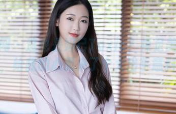 秀人网 – 这也是妲己Toxic？裸足美图分享，给我的心灵来了个大出乎意料！