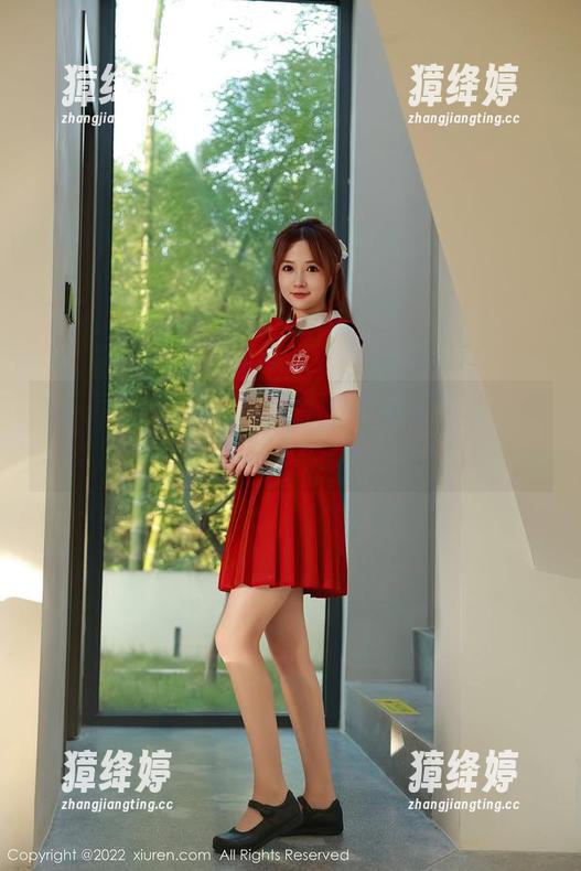 秀人网 - 娜娜子呀的无圣光学姐合集，保管让你目不暇接！