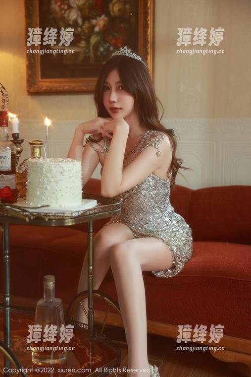 秀人网 - “当红裙和瑞莎Trista相遇，必须是力度和婉约的完美碰撞！”写真精选