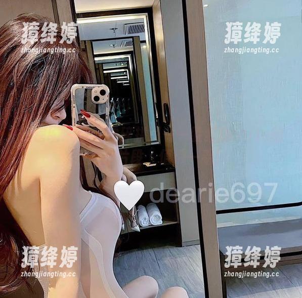 脸红Dearie 微密圈 - 资源零碎拼图——脸红Dearie的旅拍小片段,值得一看!