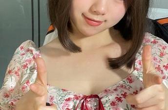 微密圈 – 听说看到葱油饼er学姐的免费美图会有好运，难道我该找个日子去试试？