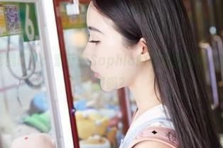 蜜桃社 – 帮我呼叫：索菲娅Sophia的黑丝高清照片应该是干犯罪吗？