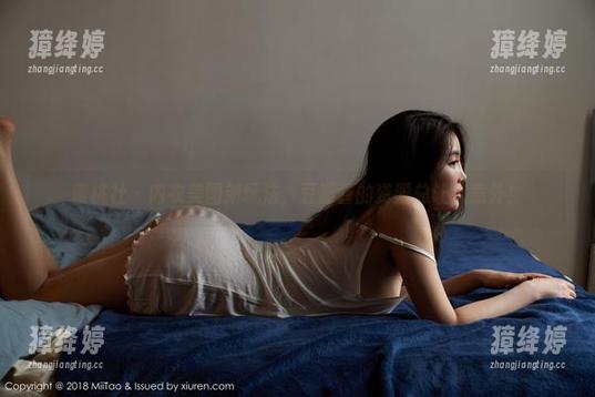 蜜桃社 - 内衣美图新玩法，豆瓣酱的资源总让人意外！