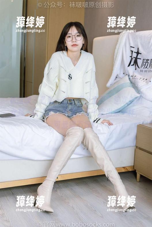 袜啵啵 - 最新一击：“小甜豆”这次拍的女孩，镜头里的她像从画中走出来一样，可爱得不行！