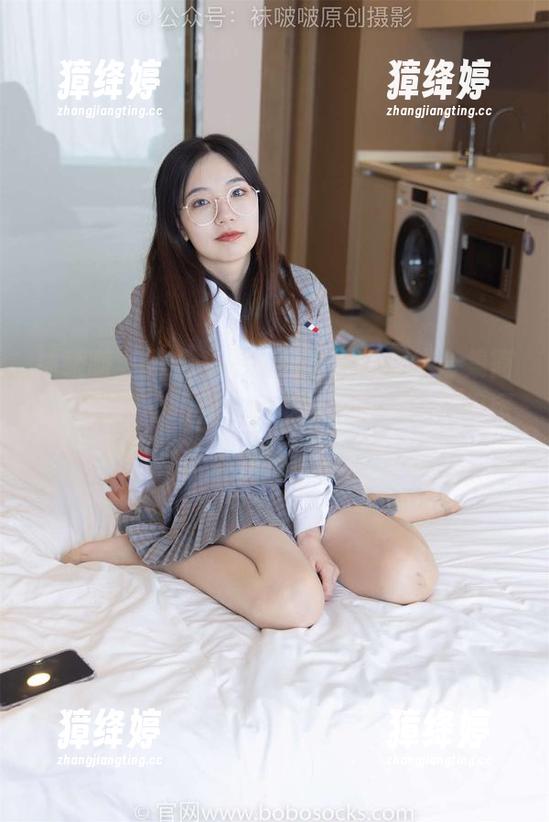袜啵啵 - 稚予和她的肉色网袜，这合集简直让我目不暇接，随便翻一张都让人想深思。