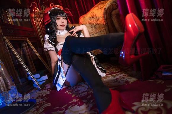 贞子蜜桃高跟鞋美图巴士，坐上来，你会发现一切都变得不妙了！