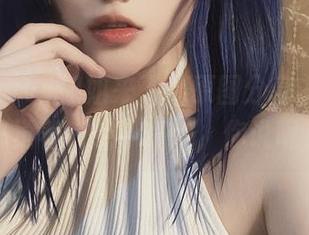 起起子vvvv姐姐来了，原图分享中的细节总觉着有点小暧昧，你说呢？