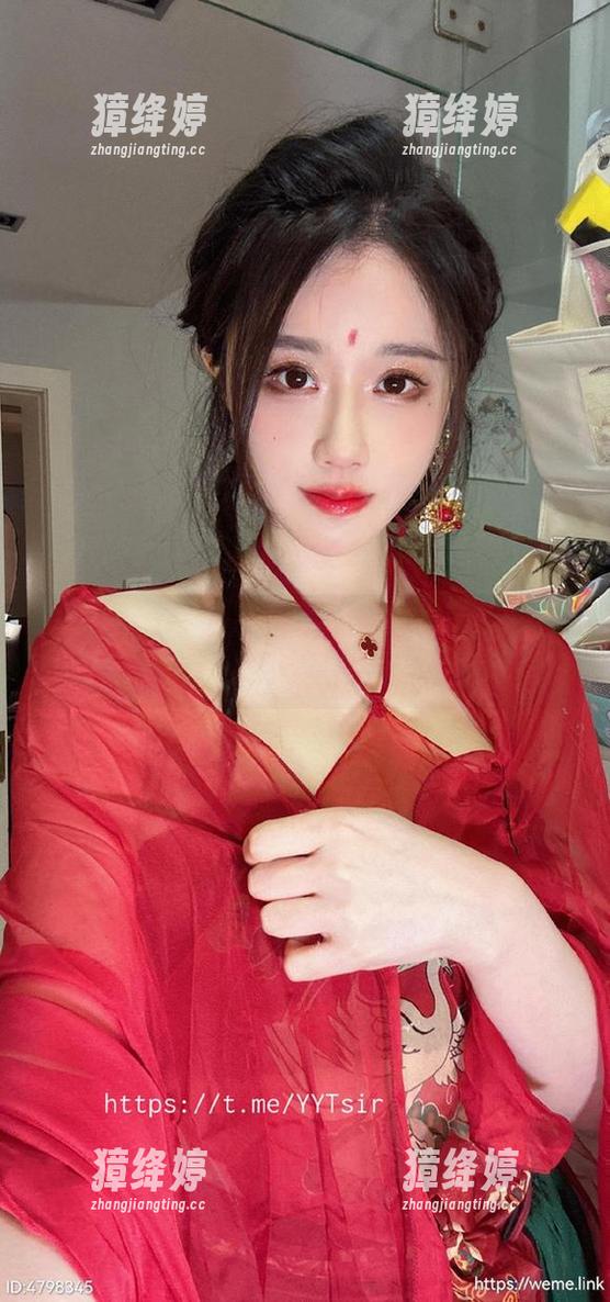微密圈 - 是什么让轩子巨二兔的全套女仆装写真如此难以抵挡呢？
