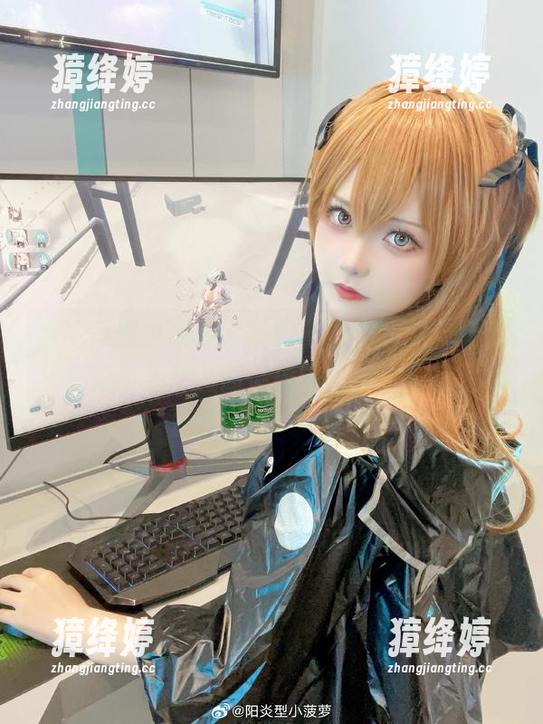 当阳炎型小菠萝在线时，镂空的细节让我猝不及防，高清内容直接上头！