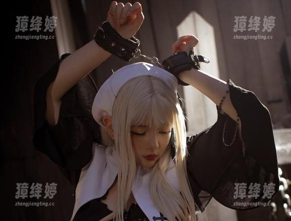 最新到手团队作，阿寨寨和她的伊露露原图，这个组合太会玩了吧？