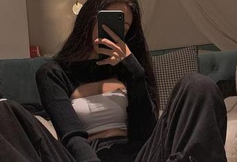 微密圈 – 修女？不不！这是陈佩奇私拍图集，让你重新审视神秘面纱下的她