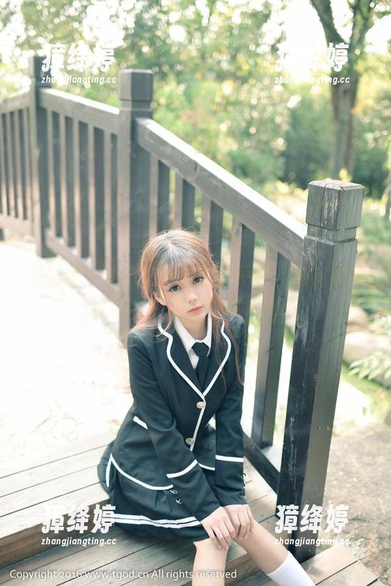 青豆客 - 小九Vin最新水手服：这衣服是从哪个年代穿越过来的？