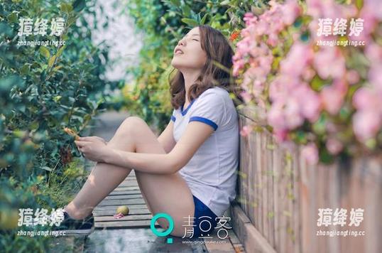 青豆客 - 施忆佳的少女私房，有点小心机，妙不可言