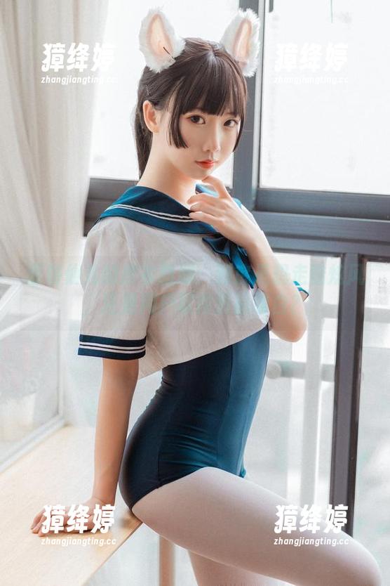 面饼仙儿 面饼仙儿的皮衣图册:到底是想走酷炫风,还是用户取向没搞明白?
