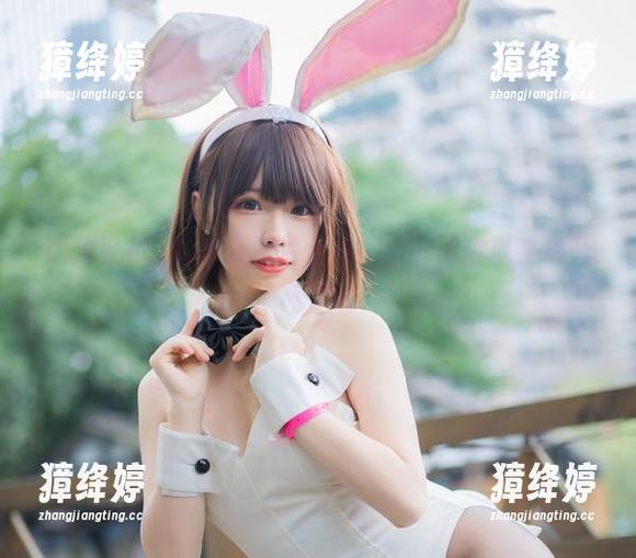香川澪 窥探香川澪的泳装照片合集,水的温度似乎都升高了呢
